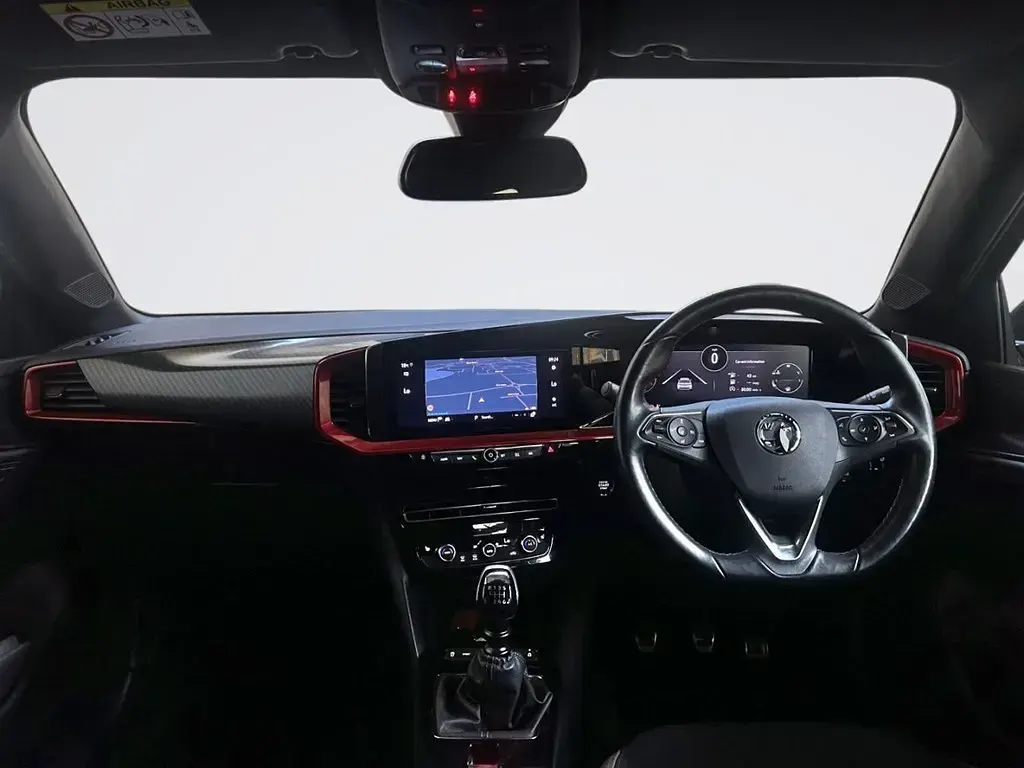 Second-hand Vauxhall Mokka SRi 100 CP (73 kW) 2022 Negru SUV