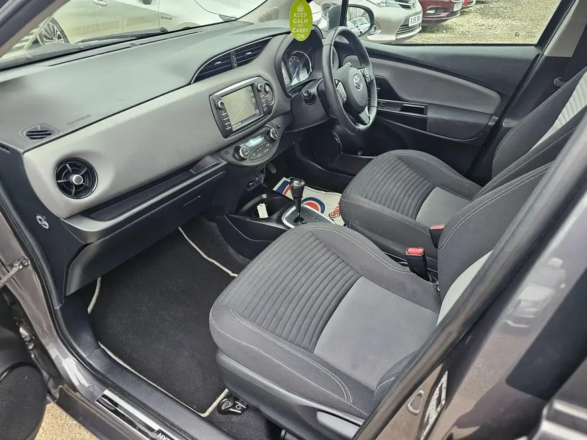 Used Toyota Yaris Hybrid 2018 Grey Hatchback