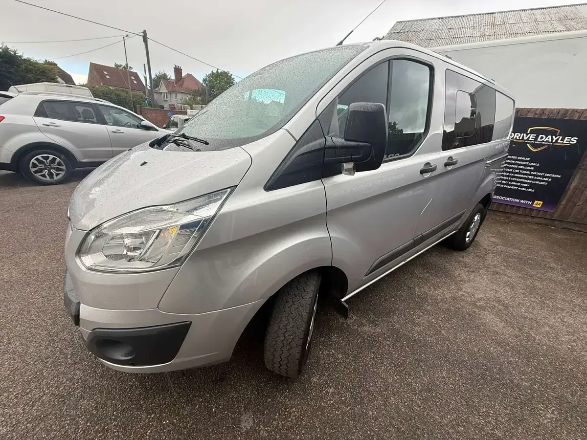 Used Ford Transit Custom Trend 105 HP (77 kW) 2017 Silver Van