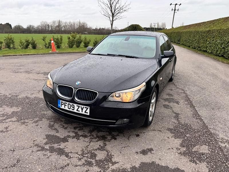Used BMW 520 Comfort Edition 2009 Black Sedan