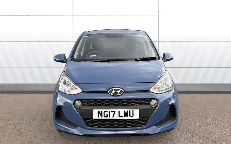 Used Hyundai i10 SE 67 HP (49 kW) 2020 Hatchback
