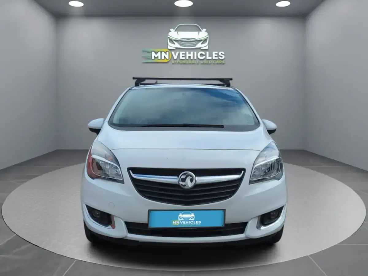 Used Vauxhall Meriva 99 HP (72 kW) 2016 White MPV
