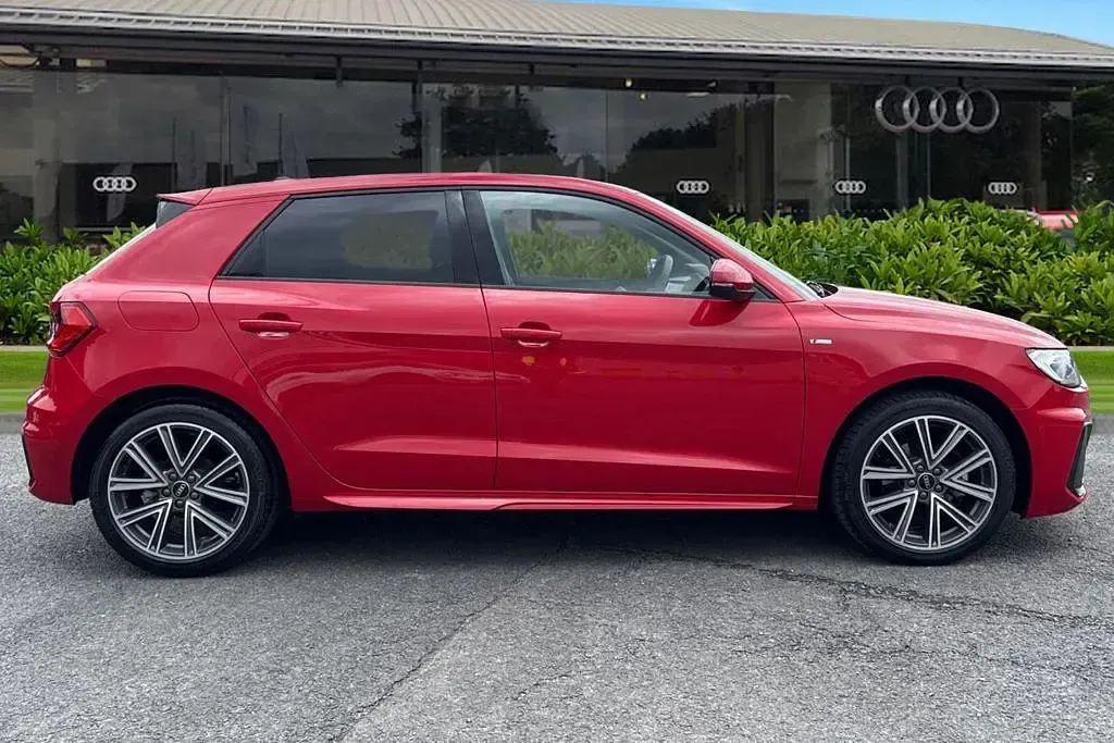 Used Audi A1 S-Line 116 HP (85 kW) 2025 Red SUV