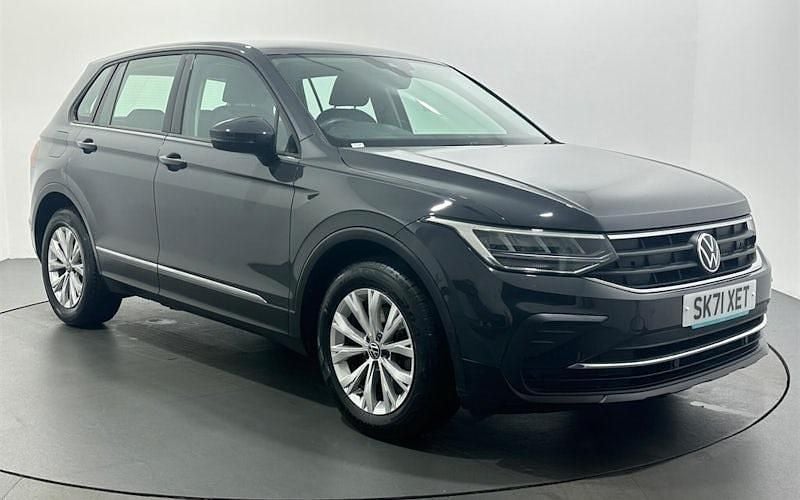 Used 2021 VW Tiguan SUV | £17,213 (Super price) - Image 1/3