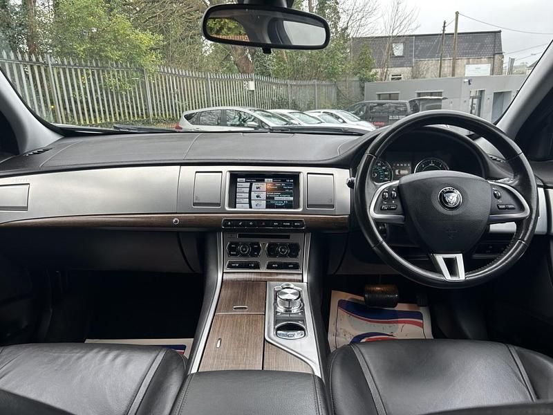 Used Jaguar XF Luxury 2014 Black Estate