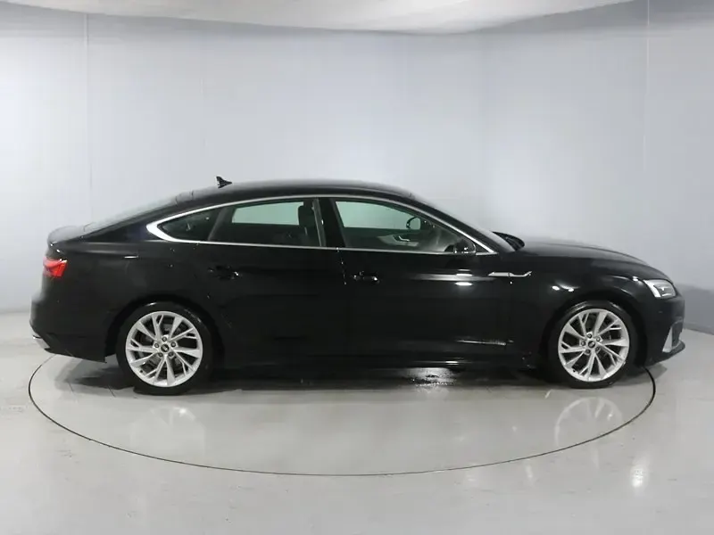 Usado Audi A5 Sport 190 CV (139 kW) 2021 Negro Coupe