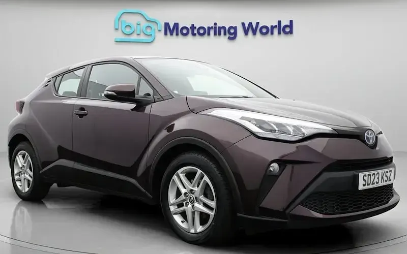 Used Toyota C-HR 122 HP (89 kW) 2023 SUV