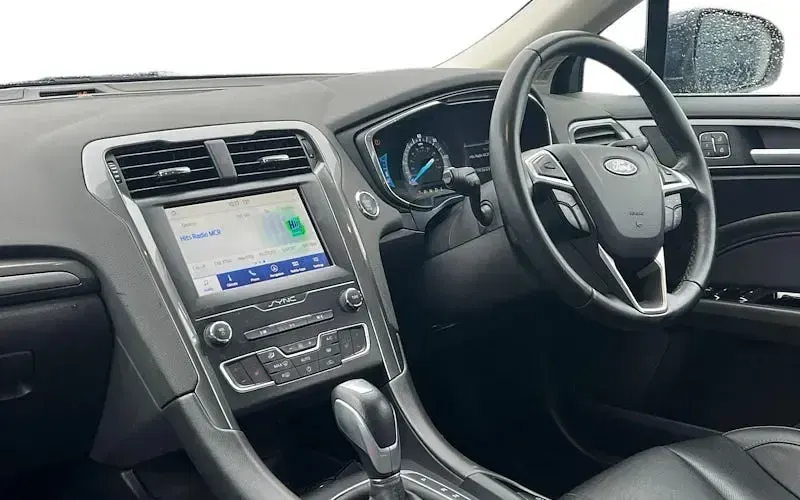 Used Ford Mondeo Titanium 188 HP (138 kW) 2021 Blue Estate