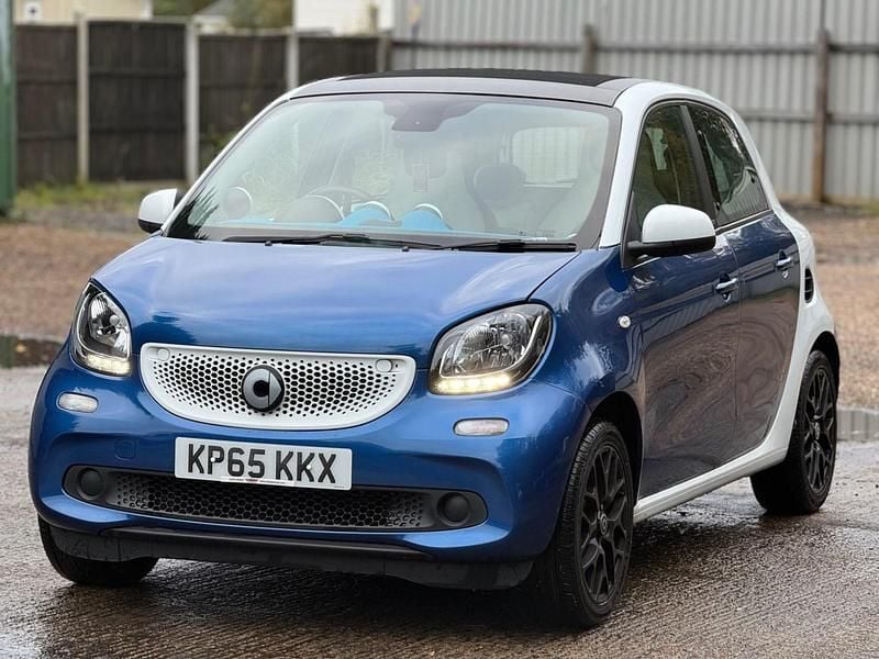 Blue Used 2015 Smart ForFour Premium Hatchback | £6,299 (Good price) - Image 1/4