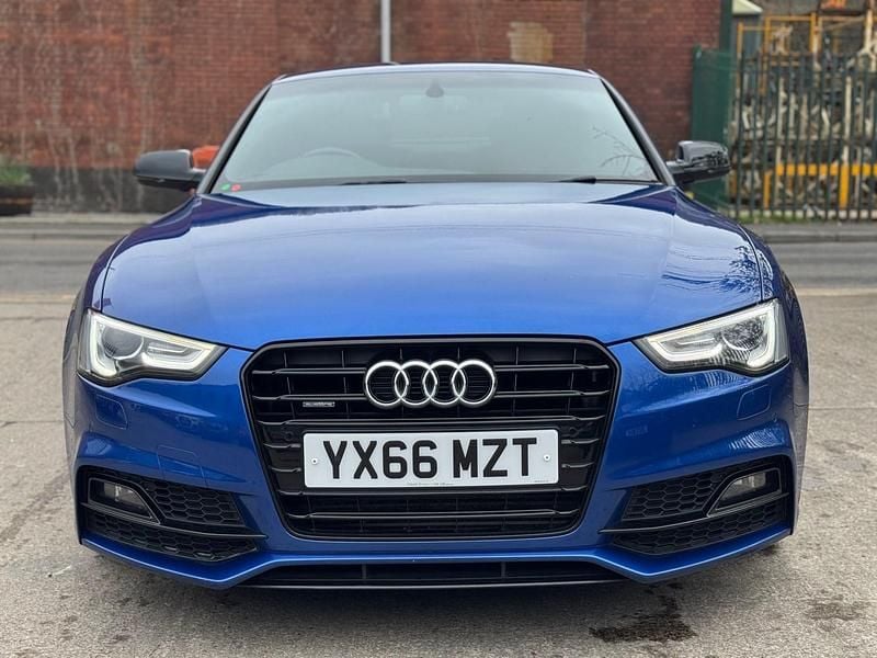 Used Audi A5 Design 245 HP (180 kW) 2016 Blue Coupe