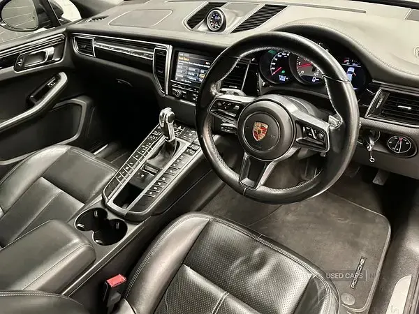 Usado Porsche Macan S 340 HP (250 kW) 2015 Preto SUV