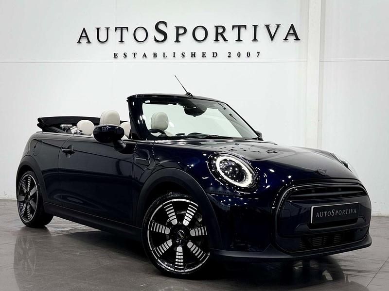 Begagnad Mini Cooper Cabriolet Exclusive 2022 Blå Cab