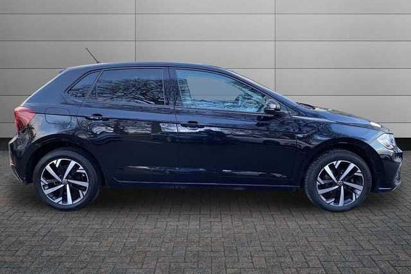 Used VW Polo 94 HP (69 kW) 2024 Hatchback