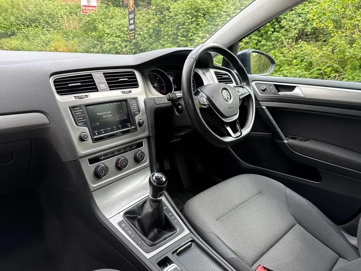 Used VW Golf VII Edition 2016 Blue Hatchback