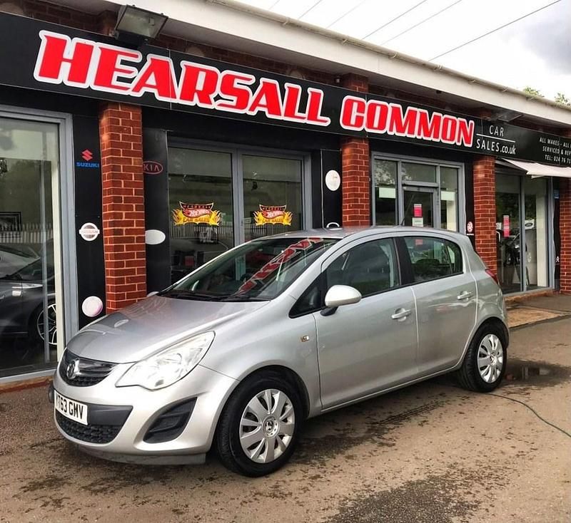 Silver Used 2013 Vauxhall Corsa S Hatchback | £3,750 (Good price) - Image 1/4