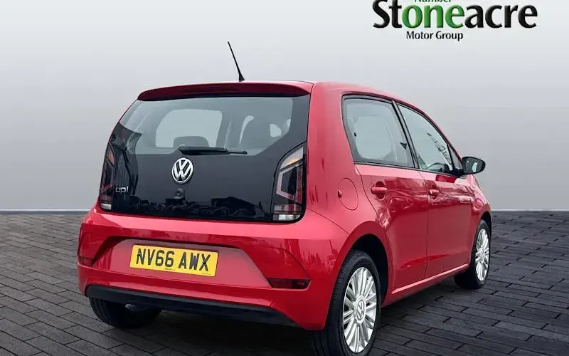 Used VW up! Move 60 HP (44 kW) 2016 Red Hatchback