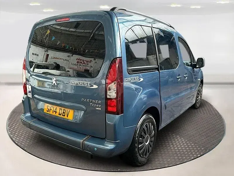 Used Peugeot TePee S 2014 Blue MPV