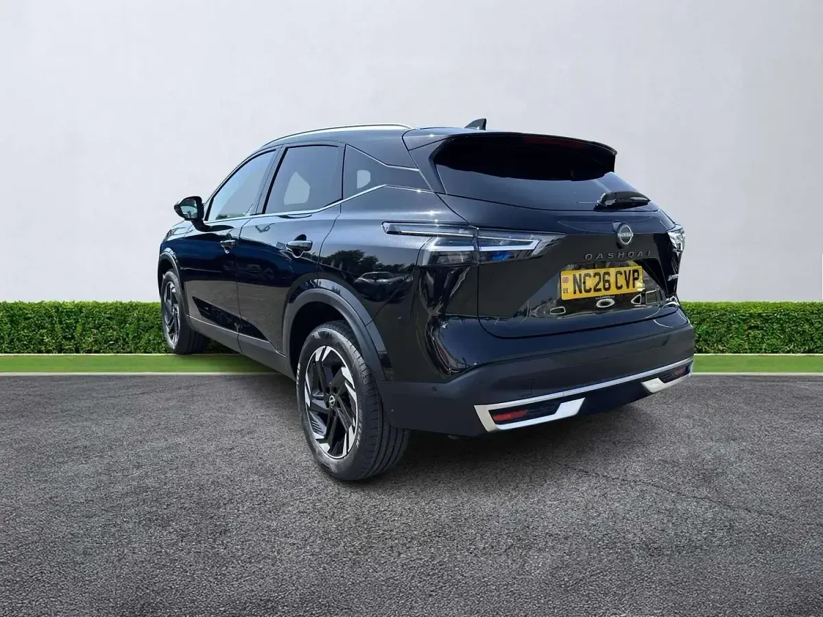 New Nissan Qashqai N-Connecta 205 HP (150 kW) 2026 Pearl black SUV