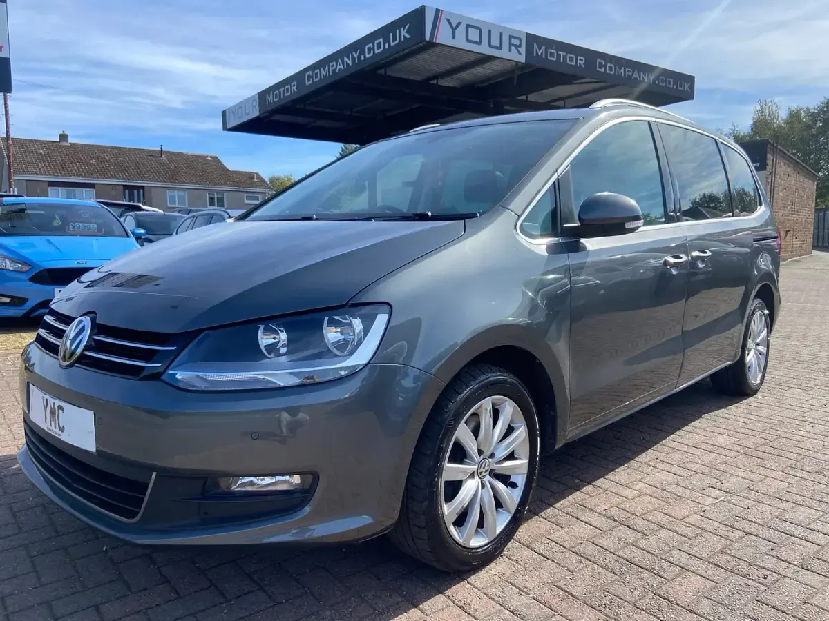 Used VW Sharan SEL 177 HP (130 kW) 2016 Grey MPV