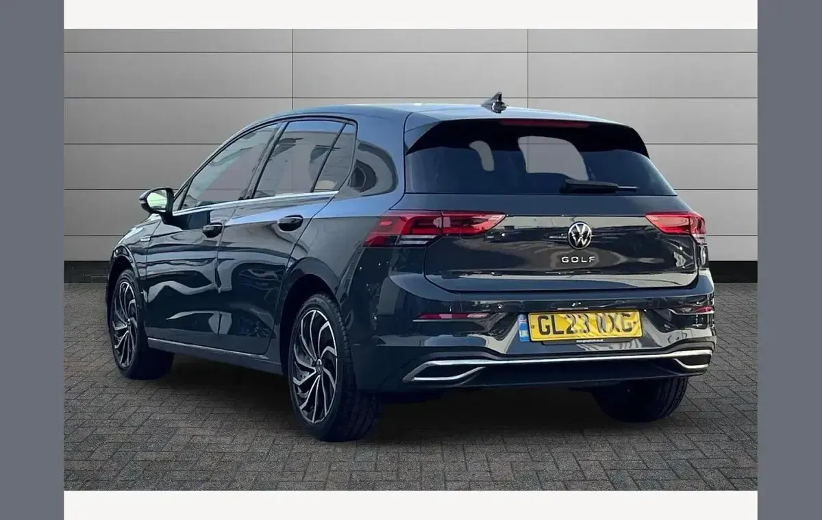 Used VW Golf VIII Edition 150 HP (110 kW) 2023 Grey Hatchback