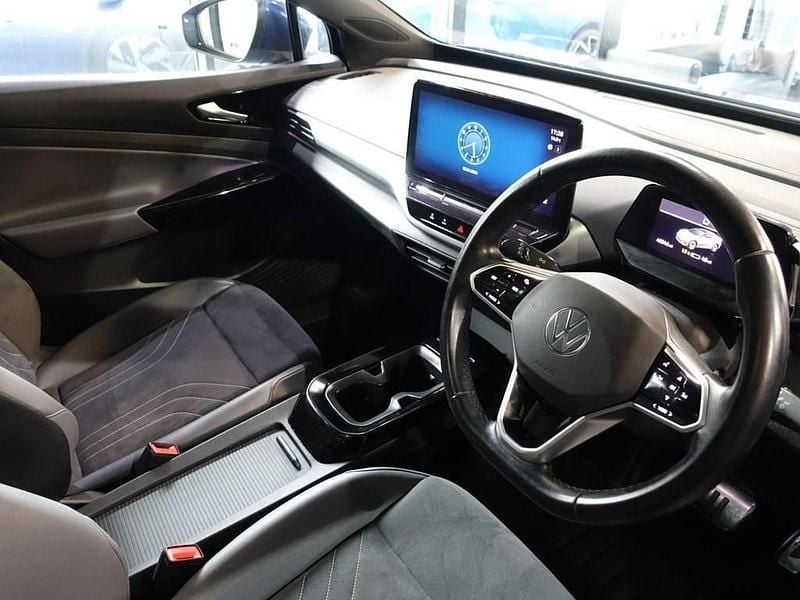Usado VW ID.5 Pro 127 kW (174 HP) 2022 Azul SUV