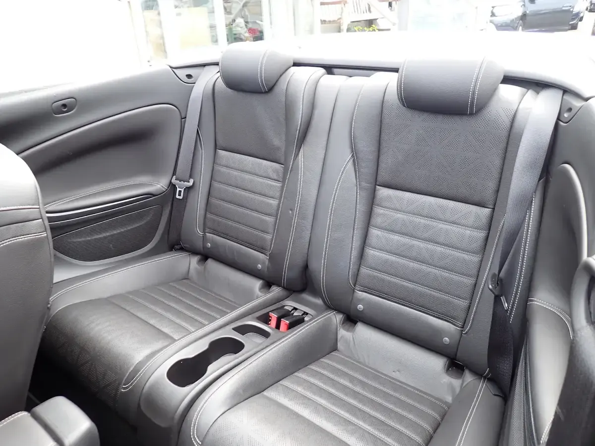 Used Vauxhall Cascada Elite 140 HP (102 kW) 2014 Grey Cabriolet