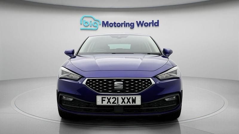 Used Seat Leon XCELLENCE Lux 204 HP (150 kW) 2021 Blue Hatchback