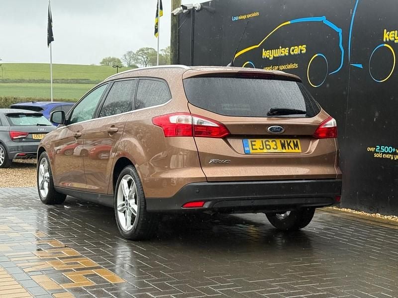 Used Ford Focus Titanium X 115 HP (84 kW) 2013 Brown Estate
