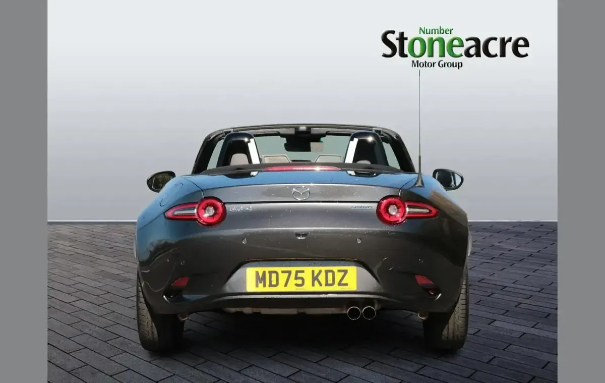 Ny Mazda MX5 Exclusive-Line 184 HK (135 kW) 2025 Grå Cab