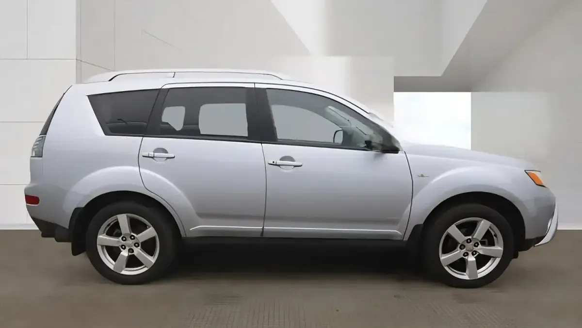 Used Mitsubishi Outlander Warrior 140 HP (102 kW) 2007 Silver SUV
