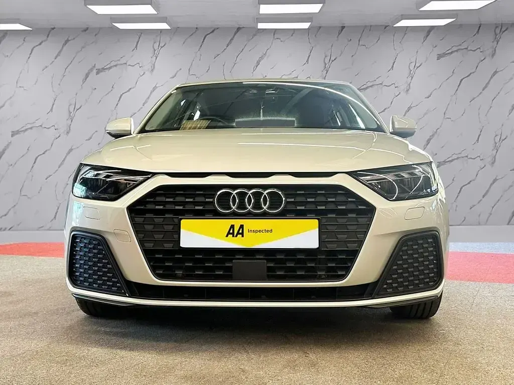 Used Audi A1 Sportback Design 95 HP (69 kW) 2023 Silver Hatchback
