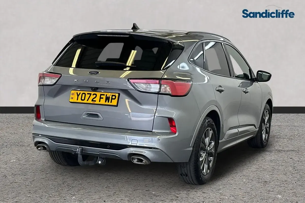 Used Ford Kuga ST-Line 150 HP (110 kW) 2023 Silver SUV