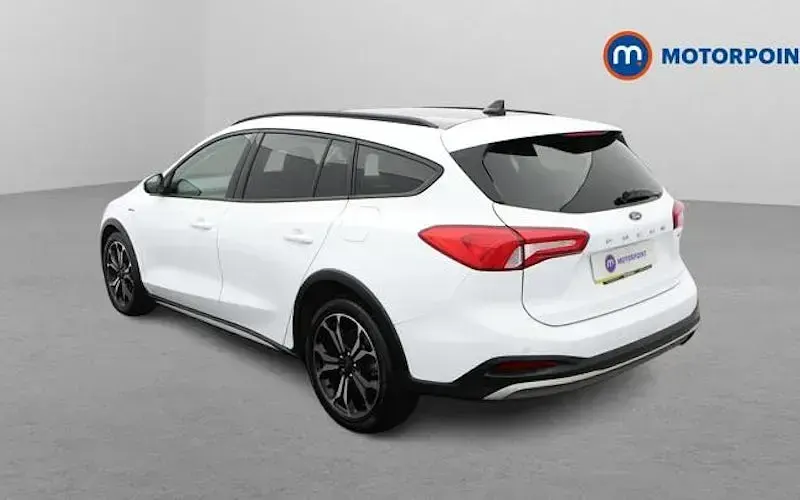 Used Ford Focus Active X 125 HP (91 kW) 2021 White Estate