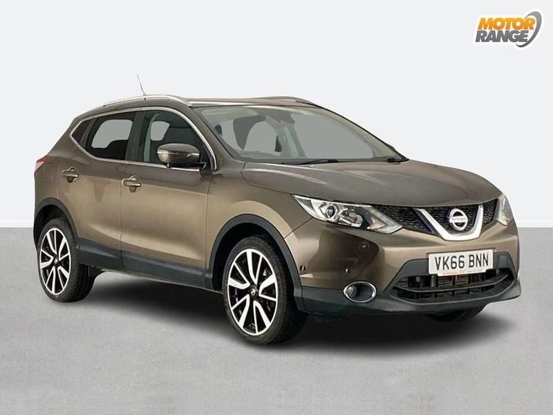 Used Nissan Qashqai Tekna 130 HP (95 kW) 2016 Bronze SUV