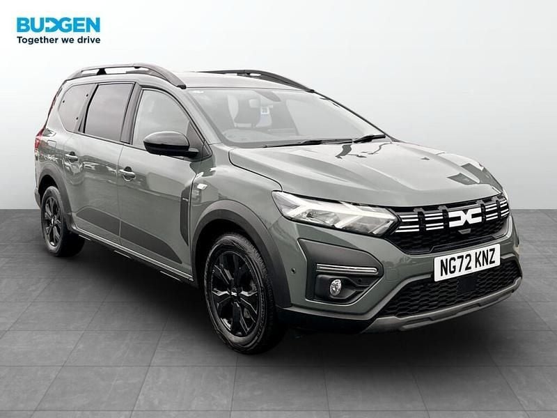 Used Dacia Jogger Extreme 109 HP (80 kW) 2023 Green MPV