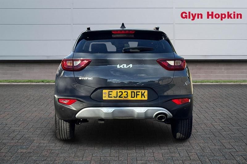 Used Kia Stonic 118 HP (86 kW) 2023 Grey SUV
