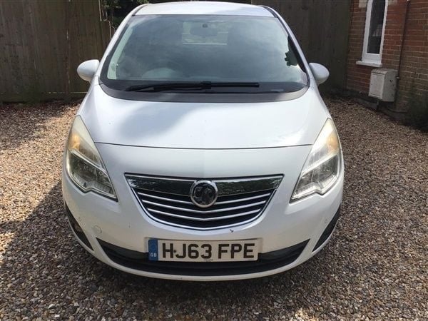 White Used 2013 Vauxhall Meriva MPV | £1,995 (Fair price) - Image 1/1