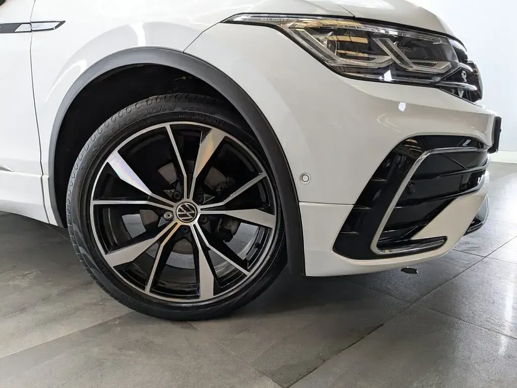 Used VW Tiguan R-line 150 HP (110 kW) 2021 White SUV