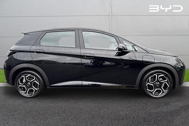New BYD Dolphin Comfort 150 kW (204 HP) 2025 Black Hatchback