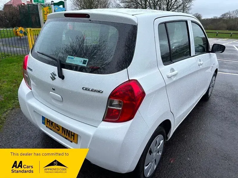 Used Suzuki Celerio 68 HP (50 kW) 2015 White Hatchback