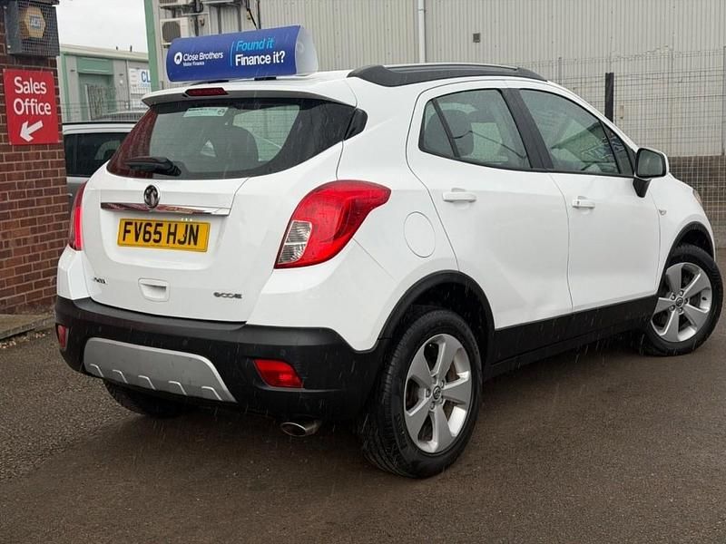 Used Vauxhall Mokka 2015 White SUV