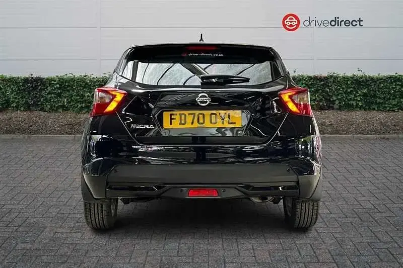 Usado Nissan Micra Acenta 100 HP (73 kW) 2020 Preto Citadino