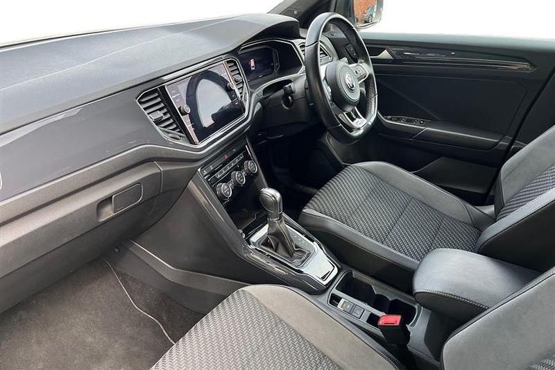 Used VW T-Roc R-line 150 HP (110 kW) 2019 White silver SUV