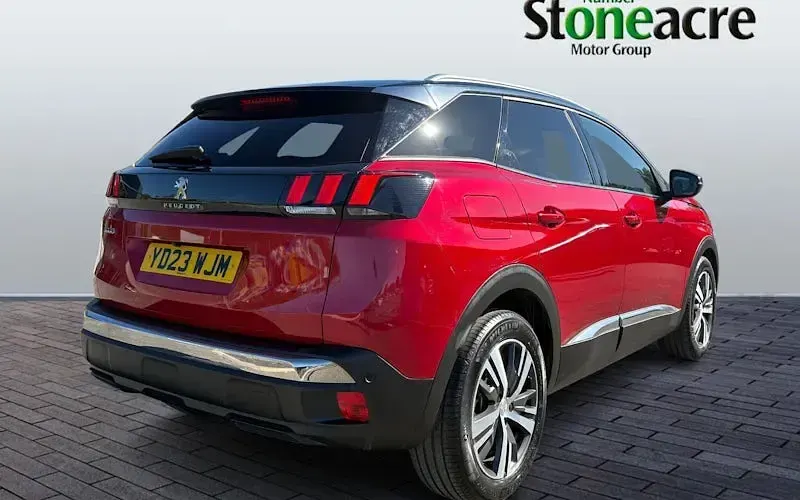 Used Peugeot 3008 Allure+ 131 HP (96 kW) 2023 Red SUV