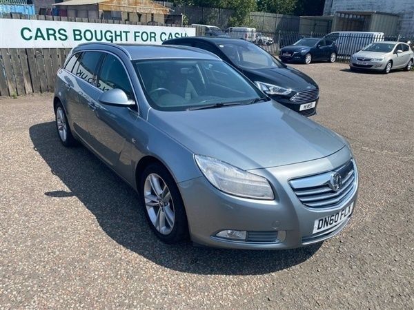 Silver Used 2010 Vauxhall Insignia SRi Estate | £2,995 - Image 1/1
