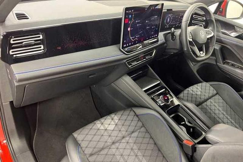 Used VW Tiguan R-line 272 HP (200 kW) 2025 Red SUV