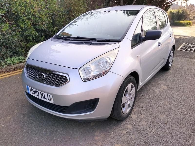 Used Kia Venga 2010 Silver Hatchback
