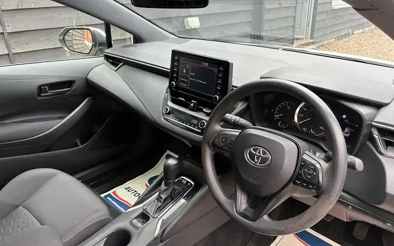 Used Toyota Corolla 122 HP (89 kW) 2022 White