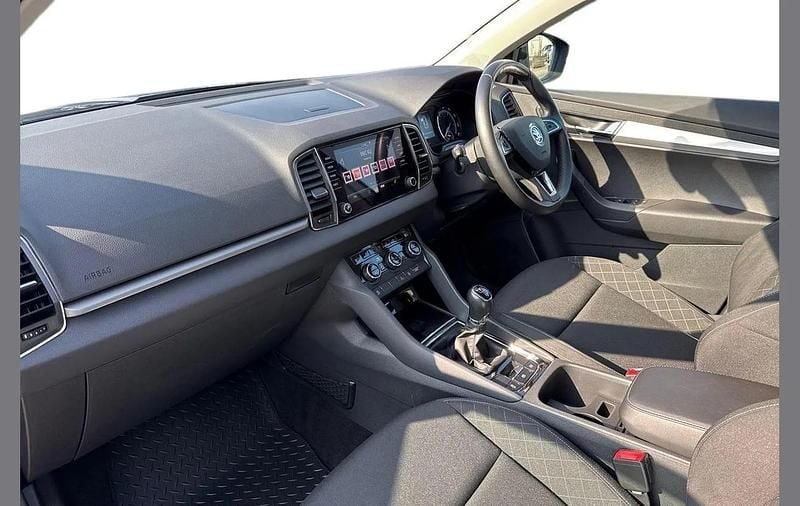 Used Skoda Karoq SE 113 HP (83 kW) 2019 Grey SUV