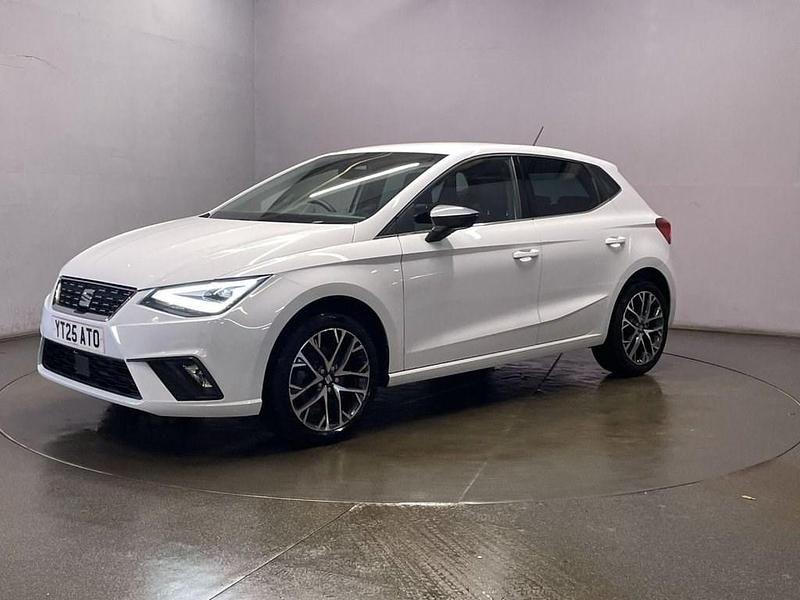 Used Seat Ibiza XCELLENCE 115 HP (84 kW) 2025 White Hatchback